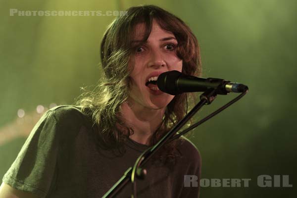 ALDOUS HARDING - 2019-05-25 - PARIS - La Maroquinerie - Hannah Sian Topp